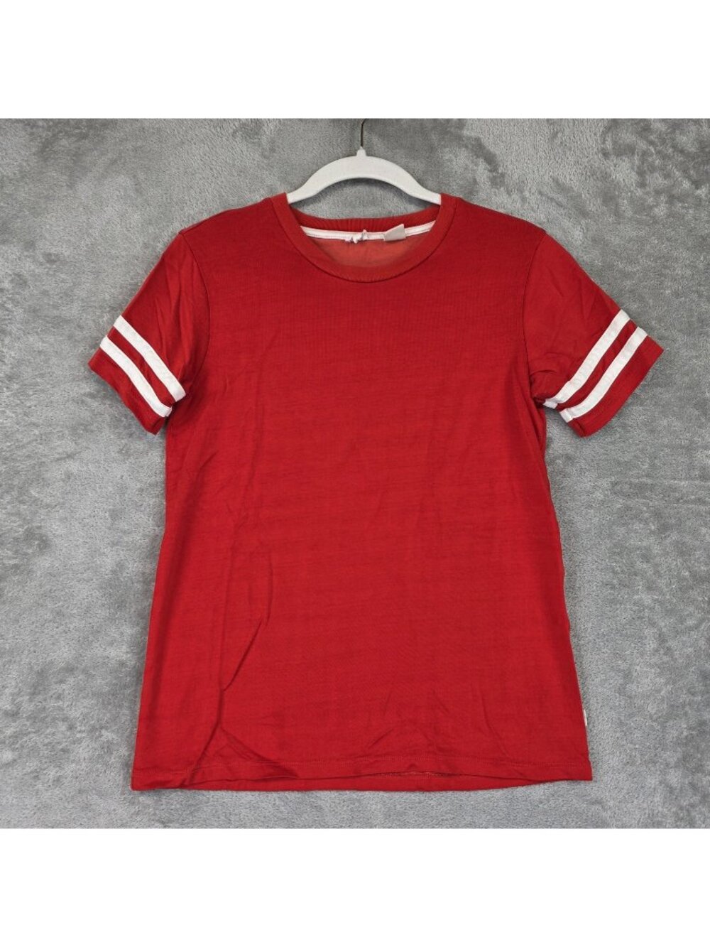 Levi's T-Shirt Womens XS Red Stripe Sleeve Crew Neck Casual Basic Top Jersey